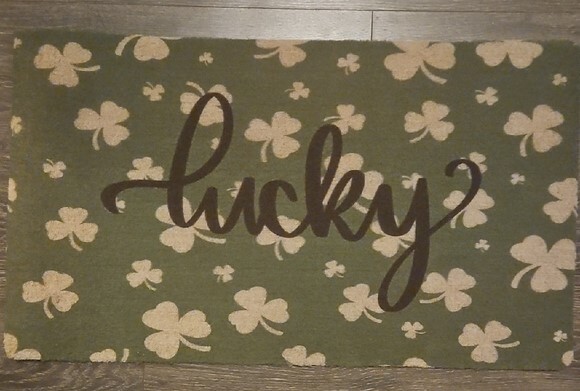 New Charming St. Patrick's Day "Lucky" Rectangular Clover Welcome Door Mat T17 - Picture 1 of 5